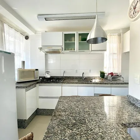 Loft Em Bombas - Excelente Localizacao - 1 Dorm 3 Pessoas Apartment Bombinhas Exterior photo