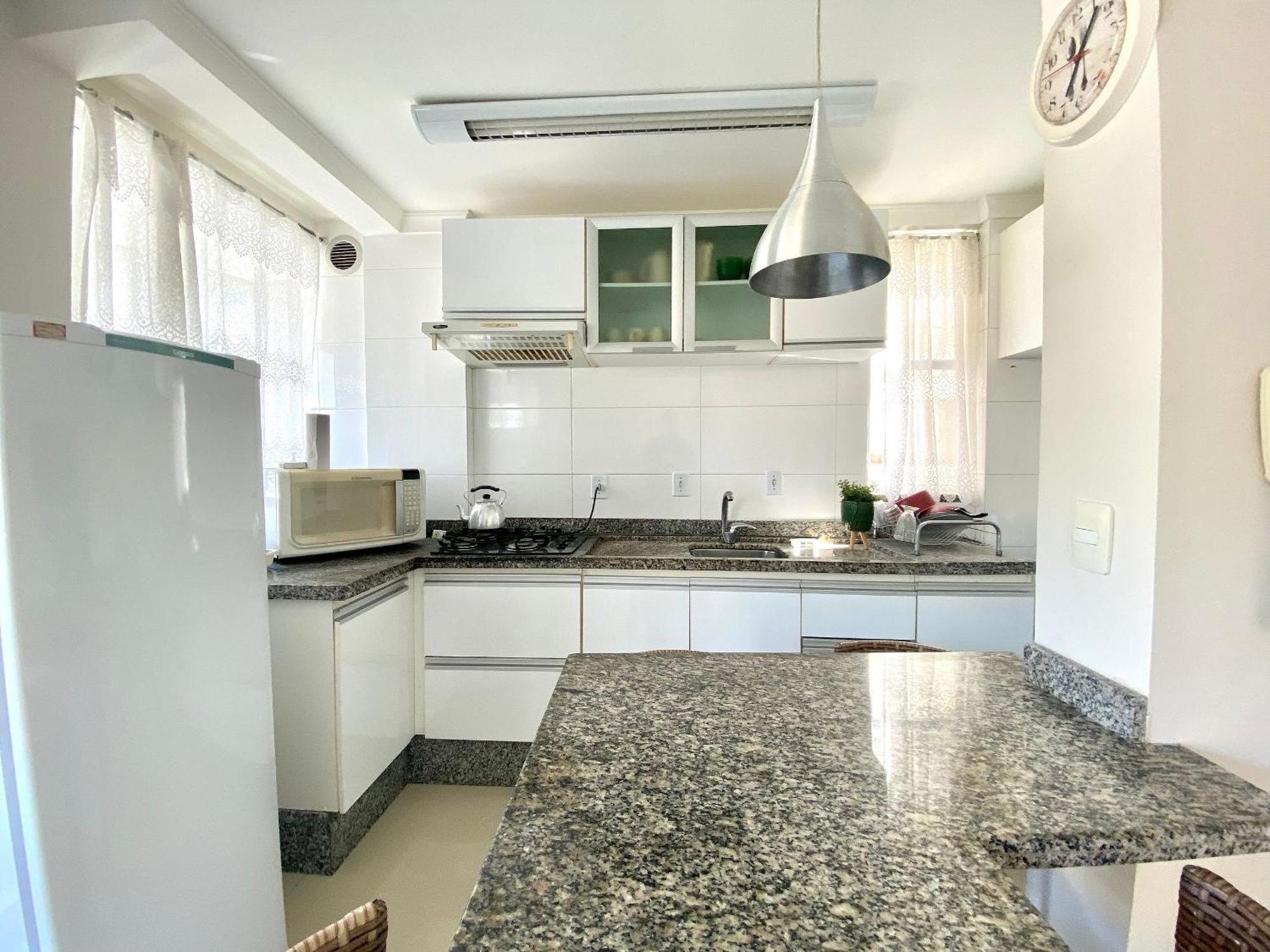 Loft Em Bombas - Excelente Localizacao - 1 Dorm 3 Pessoas Apartment *